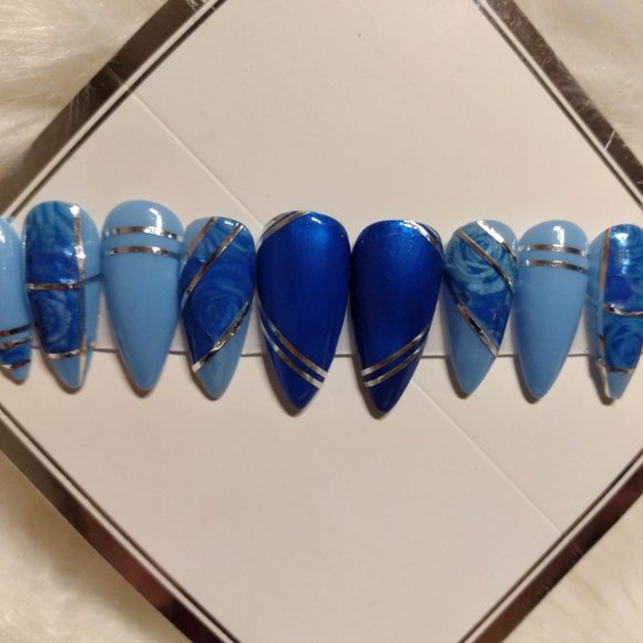 COPY - Blue rose and silver linework press on nails - Picture 1 of 2